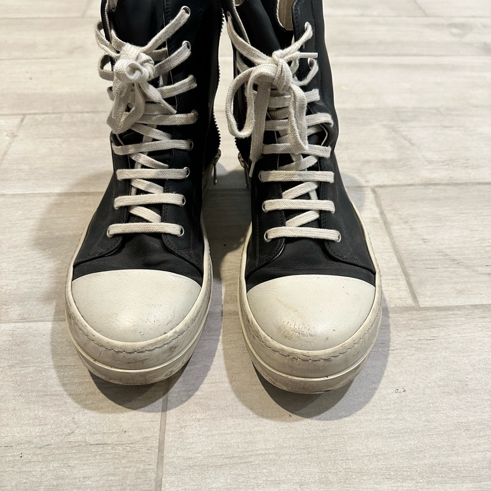 Rick Owen’s Ramon’s drwkshwd 42.2